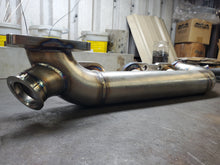 Load image into Gallery viewer, Z31 Relocation Manifold