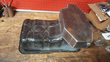 Load image into Gallery viewer, Z31 6.5qt Hammerhead oil pan
